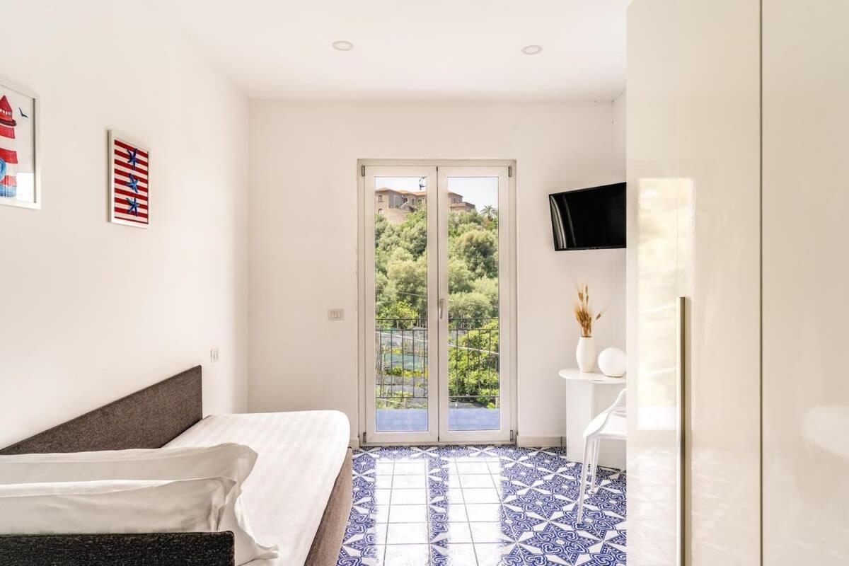 Nenni Apartment Sorrento Exterior photo